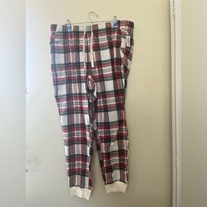 Old Navy holiday plaid new with tags match the fam pj pants